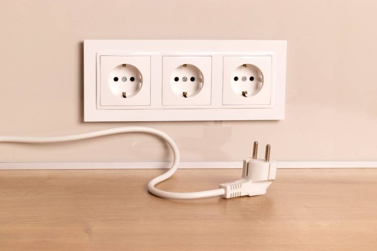 prise électrique